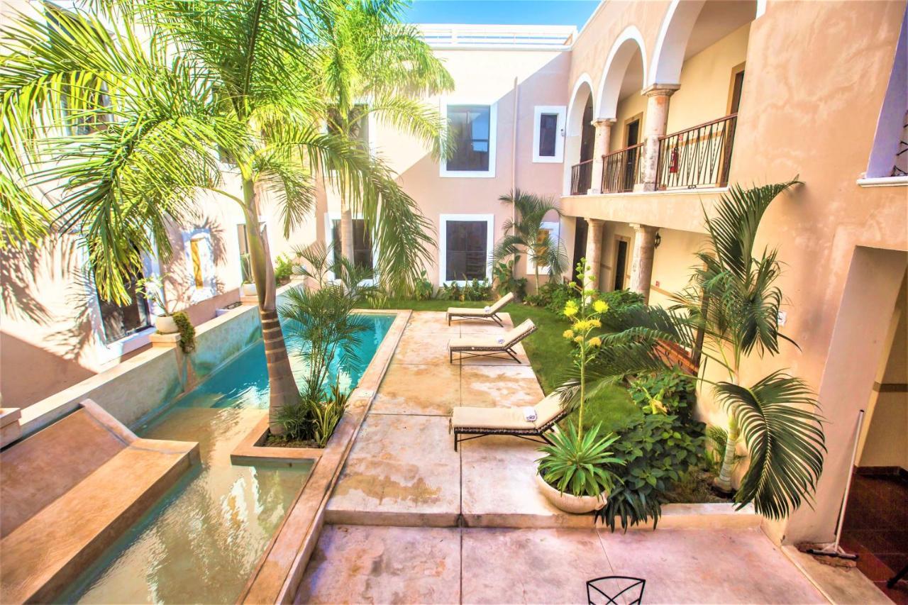Hotel Mérida Buitenkant foto