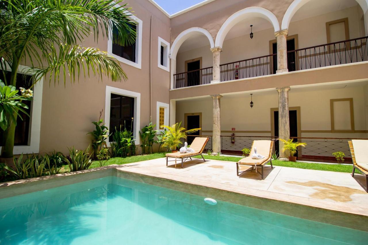 Hotel Mérida Buitenkant foto